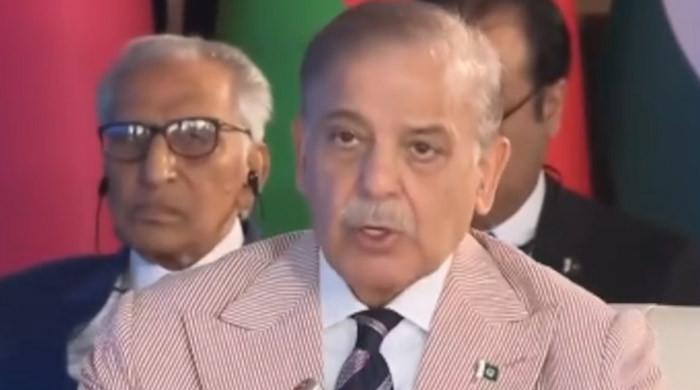 Pakistan urges India to talk for resolving issues in trilateral summit