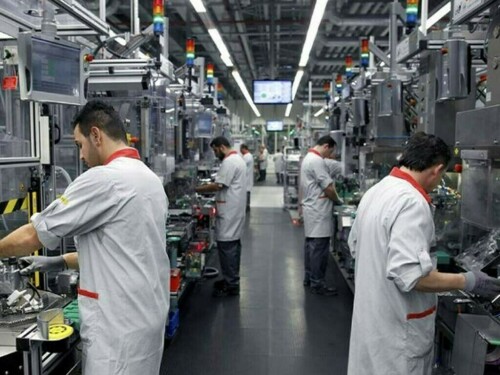 Pakistan’s Manufacturing PMI Drops Amid Tariff Worries