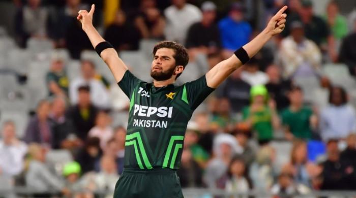Shaheen Afridi Receives FIFA Tribute with Football Icons