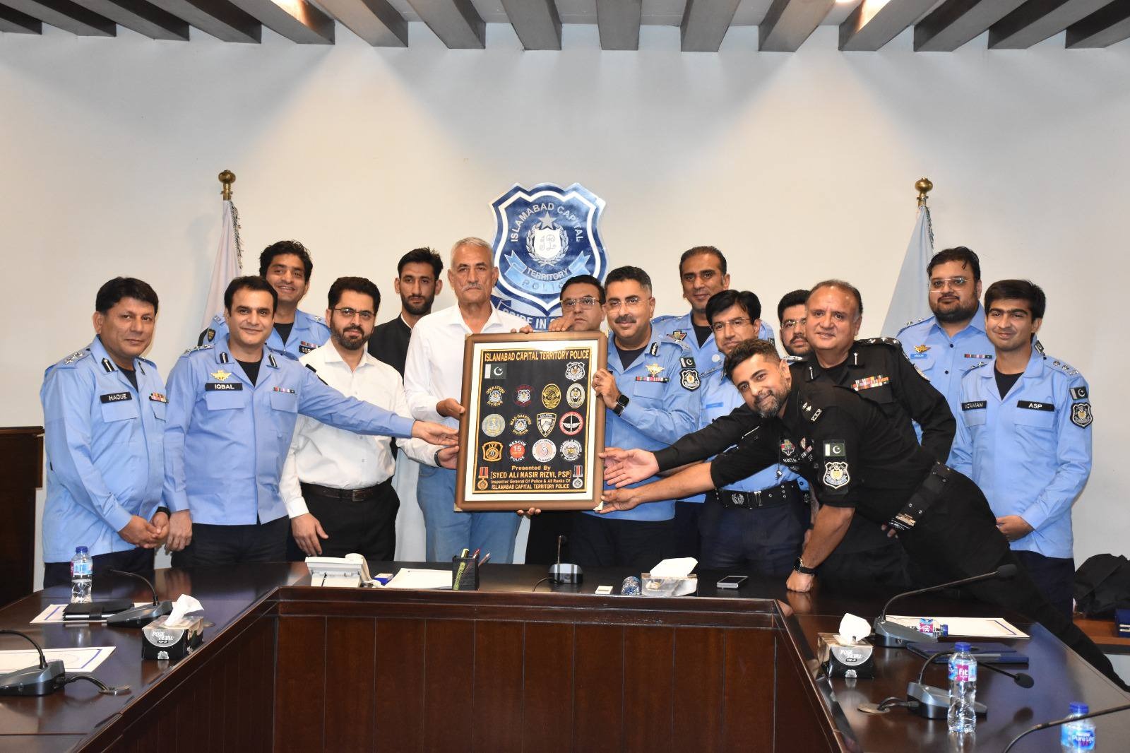 SP Rukhsar Mehdi Retires After 38 Years of Dedicated Service in Islamabad Police