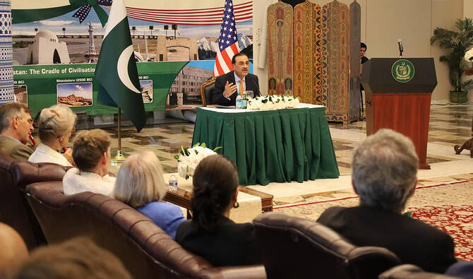 Pakistan to Maintain Active Role in Reducing Regional Tensions: Field Marshal Munir