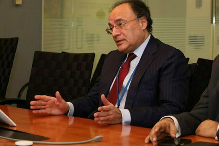 Aurangzeb Discusses Reciprocal Tariffs in Virtual Meeting with US Commerce Secretary