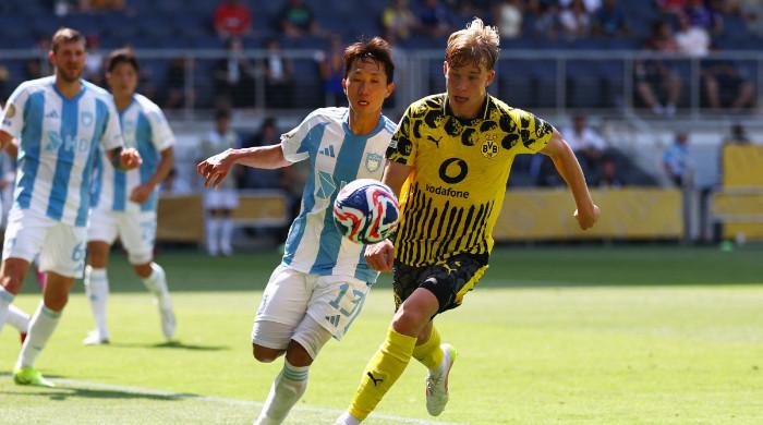 Dortmund Ousts Ulsan, Secures Spot in Round of 16
