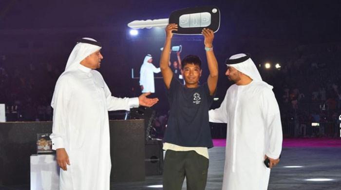 Dubai Eid: Pakistani and Indian laborers celebrate with gold and cars