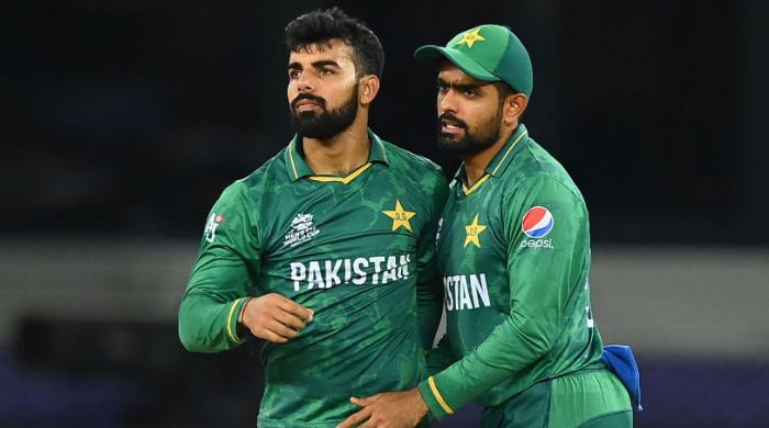 Ex-Aussie Bowler Praises Shadab, Babar for Joining BBL Season 15