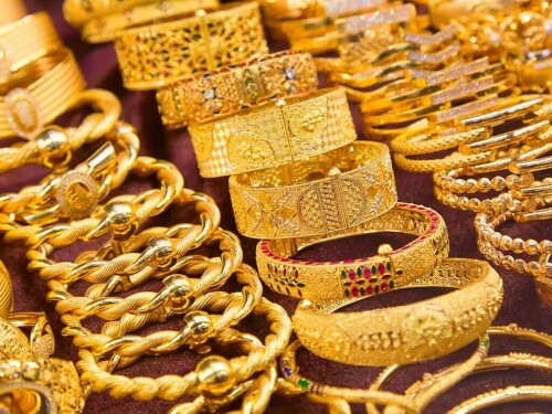 Gold price soars Rs4,000 per tola in Pakistan