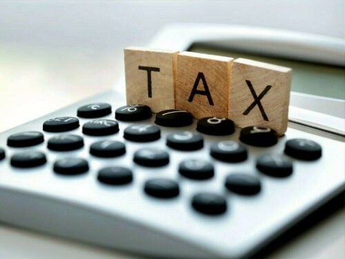 Govt Plans 1% Surcharge Cut on Rs10mn Income to Curb 'Brain Drain'