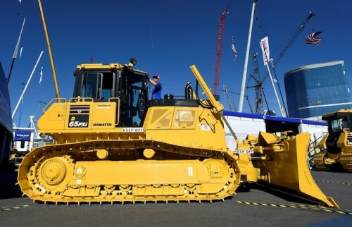 Komatsu of Japan to build $100mn maintenance hub in Karachi: Report