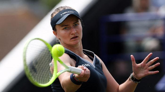 Krejcikova overcomes Burrage in Eastbourne, saving match points