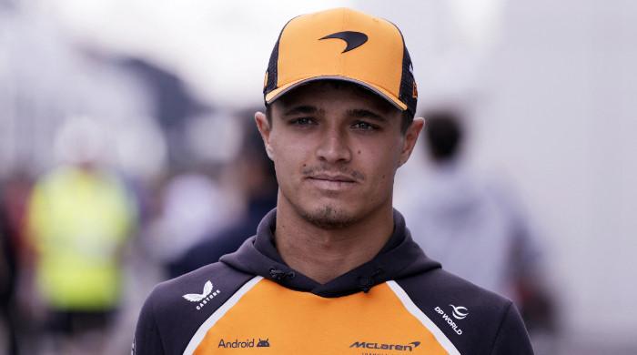 Lando Norris jokes he looks foolish due to Oscar Piastri’s crash