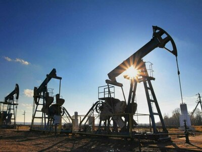 Oil prices jump 6% following Israeli strikes in Iran