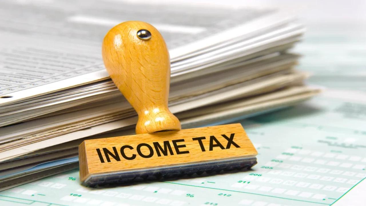 Pakistan Slashes Income Tax to 1% for Individuals Earning Up to Rs1.2 Million