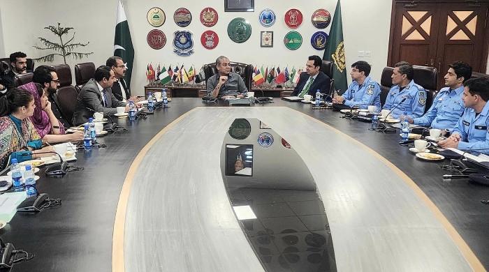 Provinces to Advise on Mobile, Internet Shutdowns During Muharram