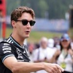 Russell suggests contract stall amid Verstappen discussions