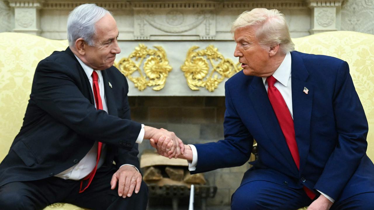 Trump Demands Immediate Cancellation of Netanyahu’s Trial, Vows US Will “Save Him”