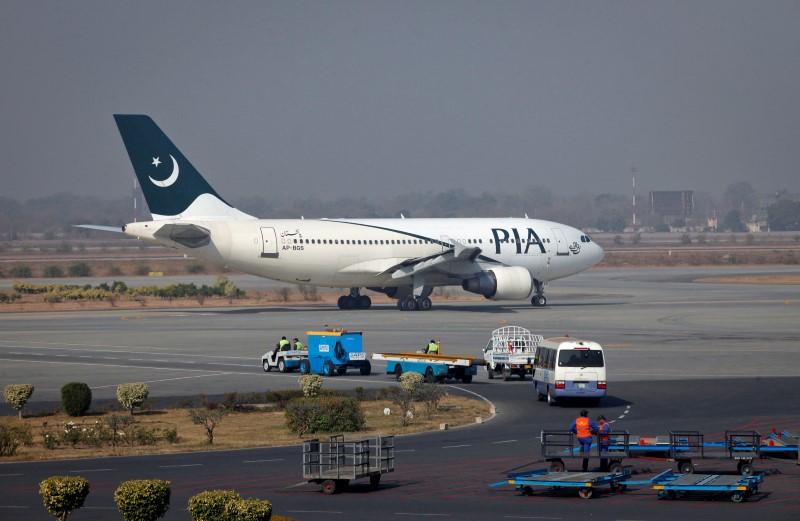 Two Planes Avoid Disaster in Near-Miss Incidents at Karachi Airport