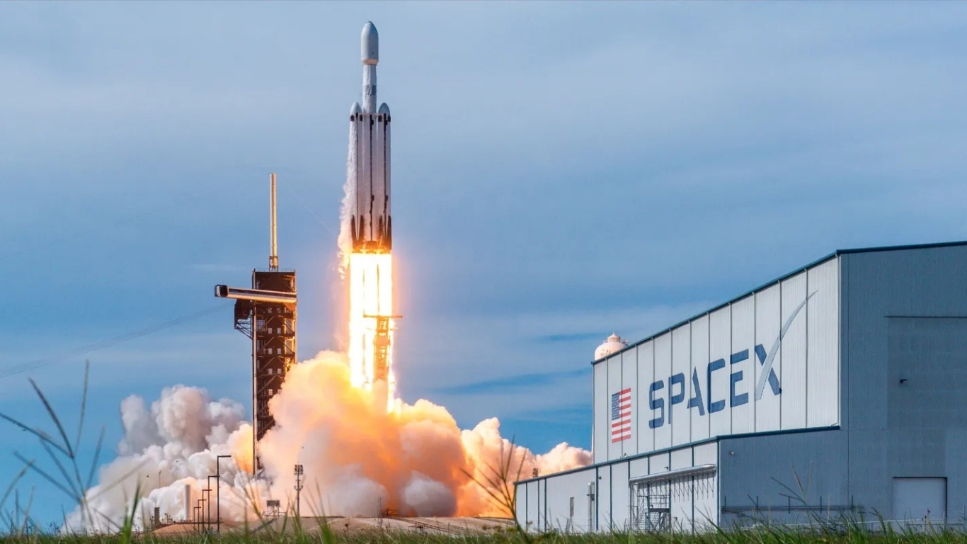 SpaceX Starship Explodes During Routine Texas Test Flight