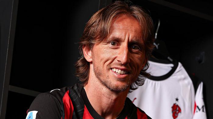 AC Milan signs Luka Modric to a one-year contract