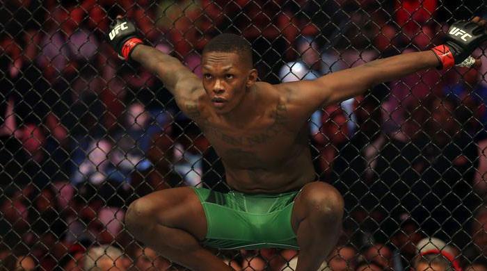 Adesanya Forecasts the Winner Between du Plessis and Chimaev