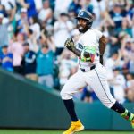 Arozarena Leads Mariners Over Royals in MLB Showdown