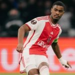 Chelsea nears agreement with Ajax for defender Hato