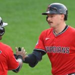 Cleveland triumphs over Colorado; Manzardo shines in MLB