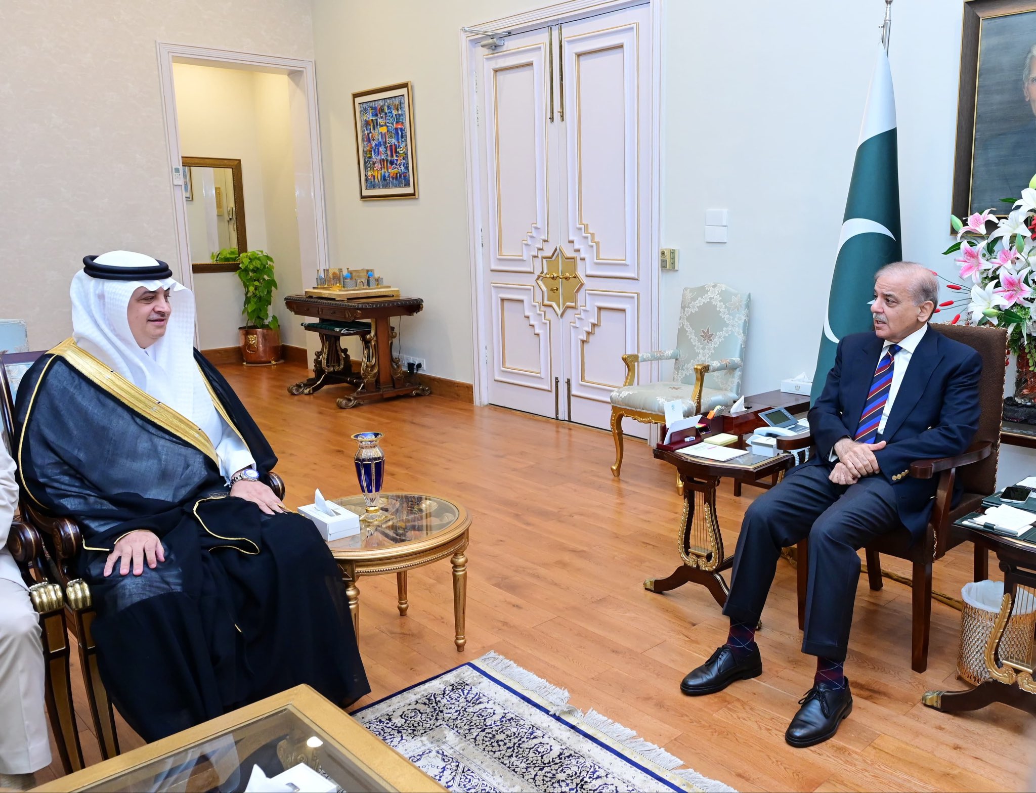 PM Shehbaz Sharif Reaffirms Pakistan’s Commitment to Regional Peace During Saudi Envoy Meeting