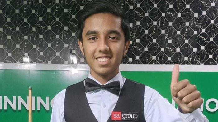 Hasnain Akhtar of Pakistan Continues Winning Streak at IBSF U17 World Championship