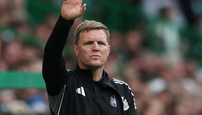 Howe affirms Isak’s contentment, supports Newcastle season start