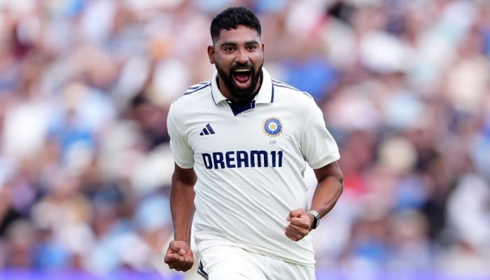 India Dominates as Siraj’s Six Wickets Overshadow England’s Record Partnership
