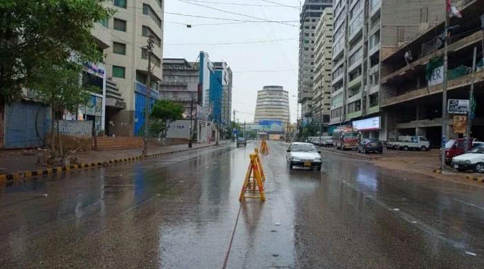 Light rain falls in Karachi; PMD predicts additional monsoon rainfall