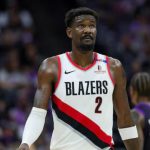 Los Angeles Lakers land Deandre Ayton with signed agreement