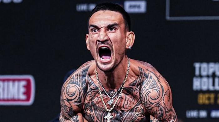 Max Holloway Issues Warning to Dustin Poirier Before UFC 318