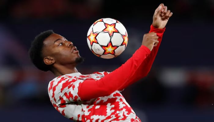 Newcastle United secure Anthony Elanga from Forest