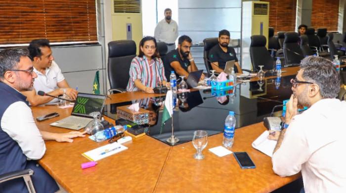 PSL Management Presents 10-Year Achievements at Workshop