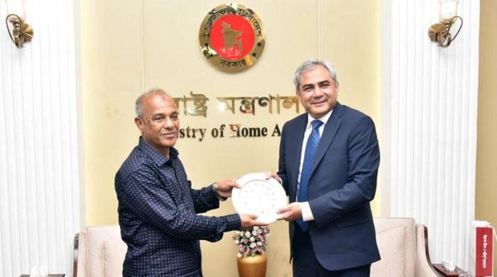 Pakistan and Bangladesh to Allow Visa-Free Access for Diplomats, Officers