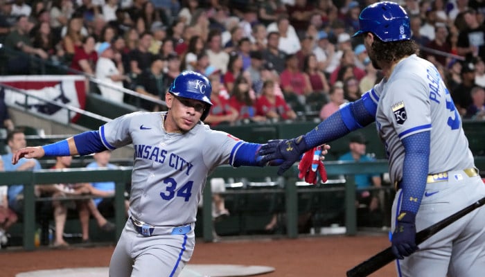 Pasquantino's two Homers Propel Royals Victory over Diamondbacks