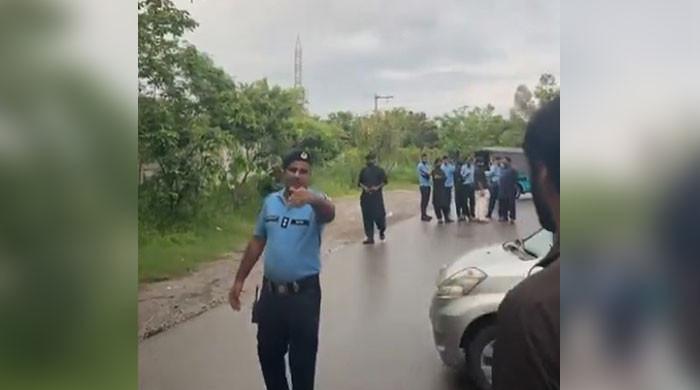 Police Arrest Dozens of Quaid-i-Azam University Students