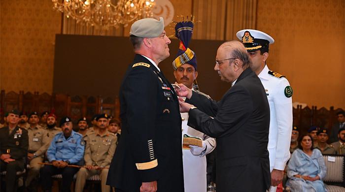 President bestows Nishan-e-Imtiaz upon US CENTCOM Commander