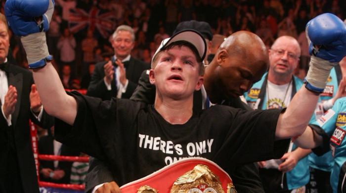 Ricky Hatton announces boxing comeback after 13 years away