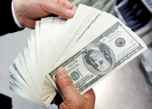 Rupee strengthens versus US dollar in intra-day trading