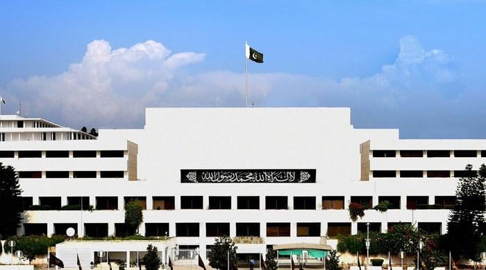 Senate Panel Disagrees on Including Reproductive Health in School Curriculum