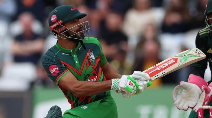 Shan Masood’s cameo in vain as Nottinghamshire narrowly defeat Leicestershire