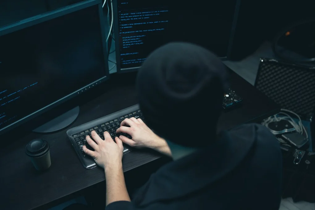 Faisalabad Police Bust Scam Call Centre, Arrest 149 Including 48 Chinese Nationals
