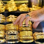 Gold Prices Dip in Pakistan Amid Global Market Downturn