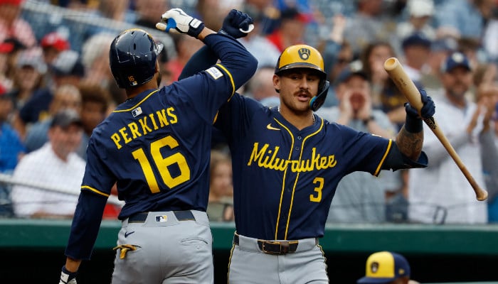 Brewers Dominate Nationals in MLB Showdown