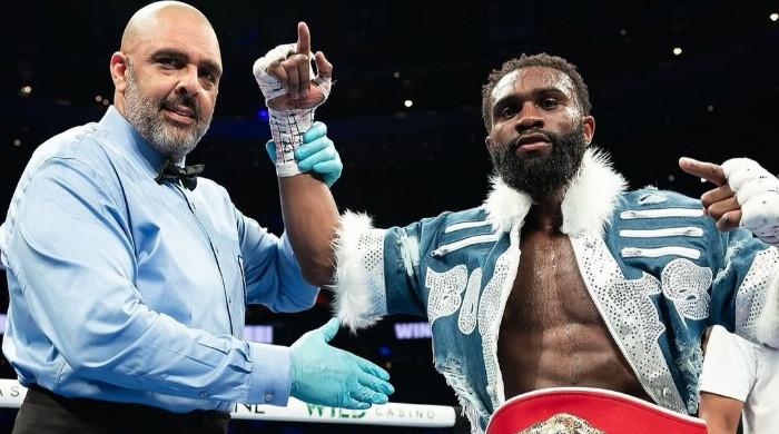 Ennis will debut in super welterweight vs. Lima