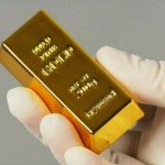 Pakistan gold sees Rs900 drop per tola today