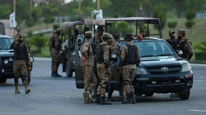 Pakistani forces eliminate 33 terrorists attempting to infiltrate from Afghanistan