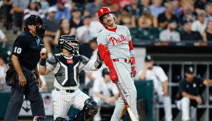 Phillies defeat Tigers in MLB thanks to Stott's clutch performance